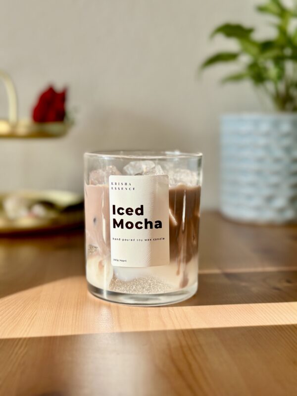 Iced Mocha soy wax candle with jelly wax ice cubes – hand-poured coffee candle from Perth