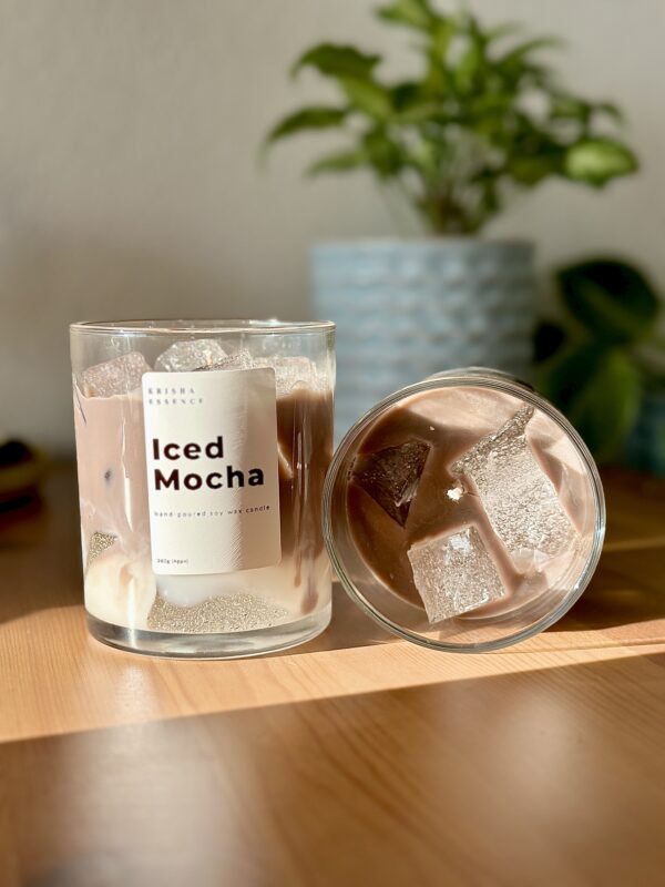 Iced Mocha soy wax candle with jelly wax ice cubes – hand-poured coffee candle from Perth