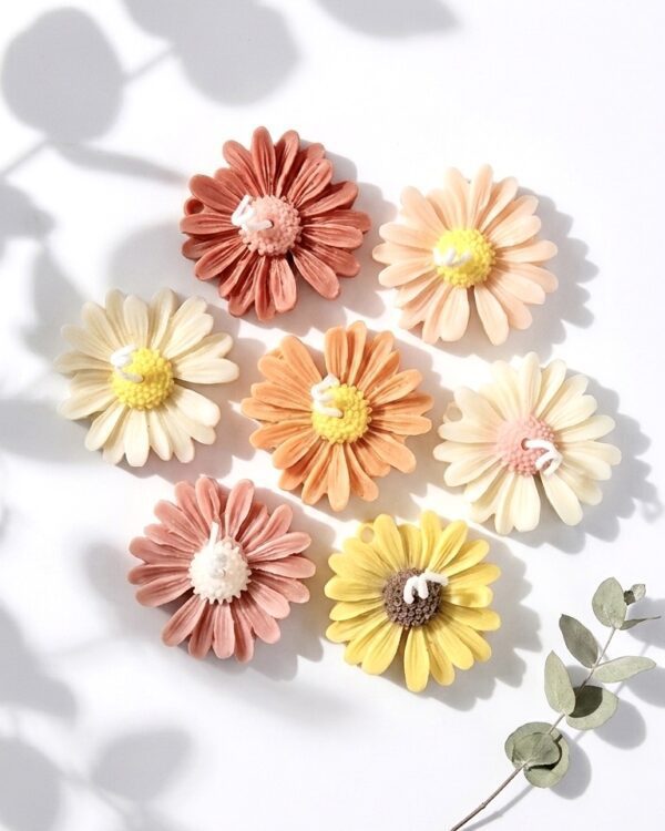 Mini soy wax daisy candle favour bulk pack Australia — handmade event favour no minimum order Krisha Essence Perth WA