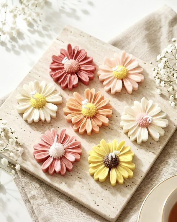 Mini daisy candle favour Australia hand-sculpted soy wax daisy topping handmade in Perth by Krisha Essence, bulk packs of 6 12 24