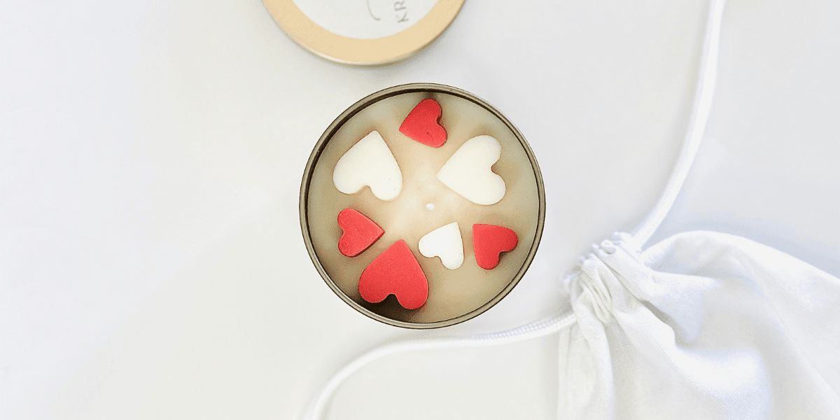 Hand-poured romantic candle gifts and artisan soy wax sets in Perth.